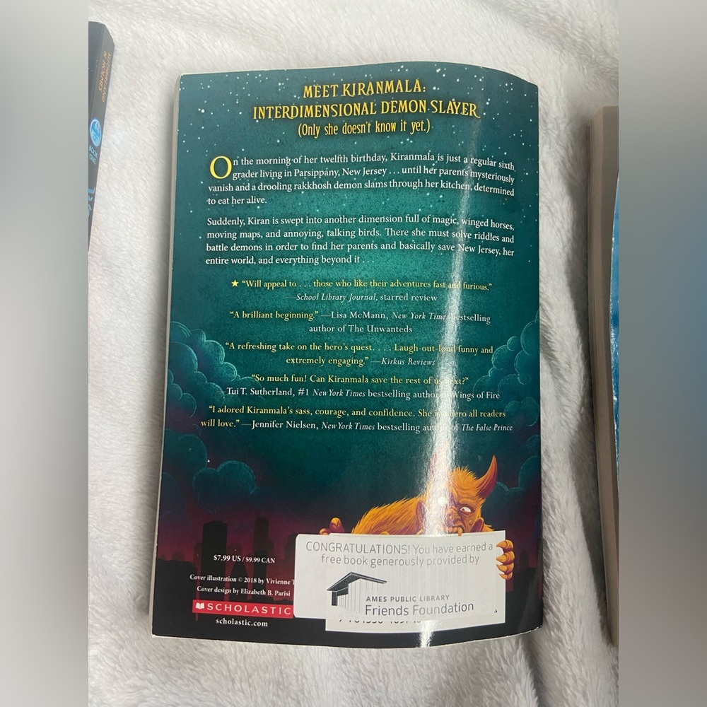 Scholastic Chapter book bundle - Picture 5 of 8
